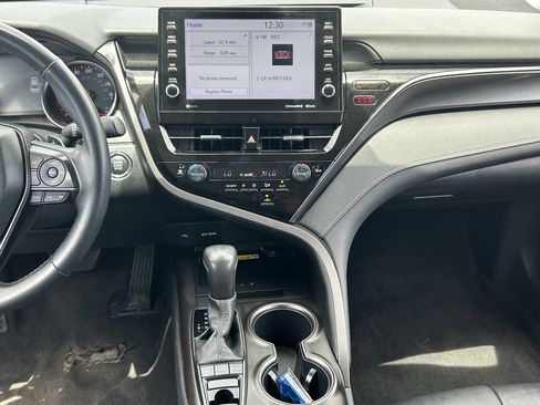 Used 2024 Toyota Camry XSE FWD image 17