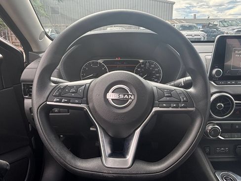 Used 2025 Nissan Sentra SV FWD image 24