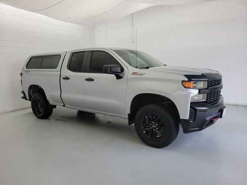 Used 2019 Chevrolet Silverado 1500 Custom Trail Boss w/ Custom Convenience Package AWD/4WD image 4