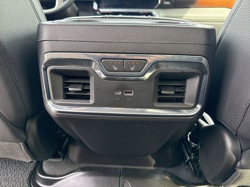 Used 2023 GMC Sierra 1500 Denali w/ Denali Reserve Package AWD/4WD image 14