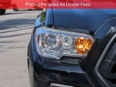Certified 2023 Toyota Tacoma SR AWD/4WD image 11