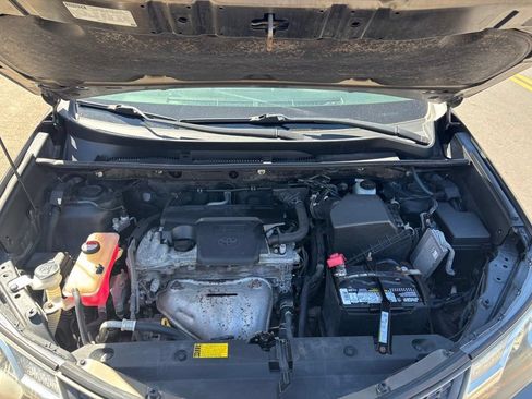 Used 2015 Toyota RAV4 XLE AWD/4WD image 15