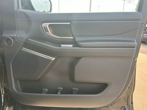 New 2025 Ford Expedition Platinum w/ Stealth Performance Package AWD/4WD image 30
