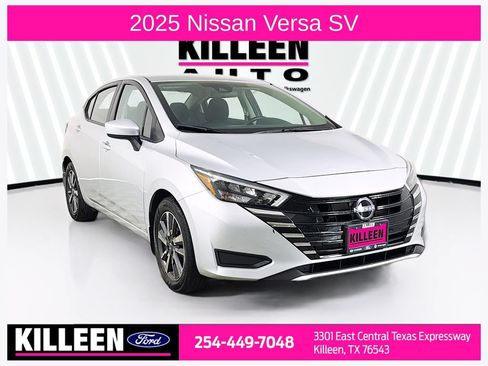 Used 2025 Nissan Versa SV w/ Trunk Package FWD image 1