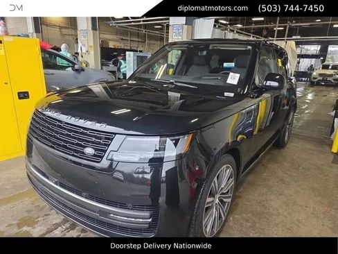 Used 2023 Land Rover Range Rover SE image 1