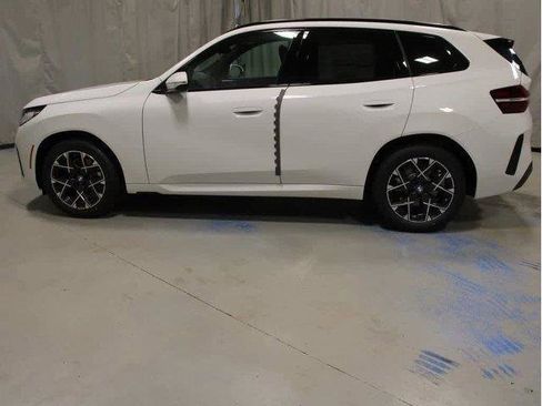 Used 2025 BMW X3 xDrive30i w/ M Sport Package image 7