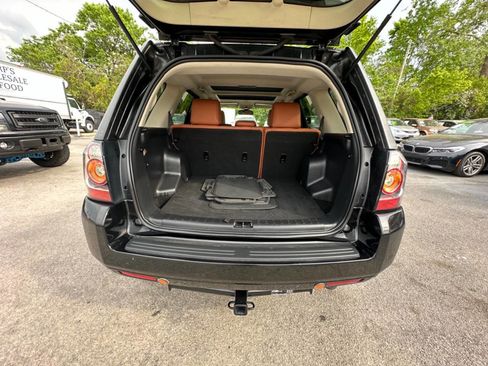 Used 2013 Land Rover LR2 HSE LUX image 21