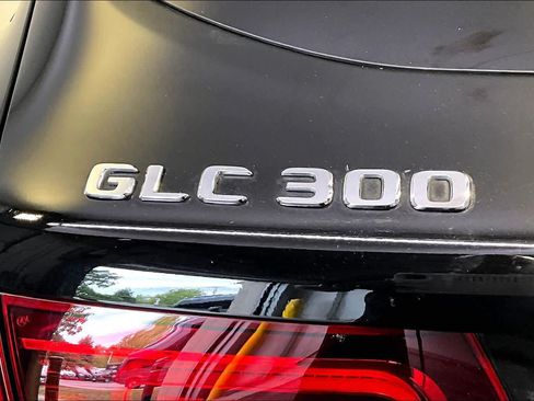 Used 2020 Mercedes-Benz GLC 300 4MATIC image 33