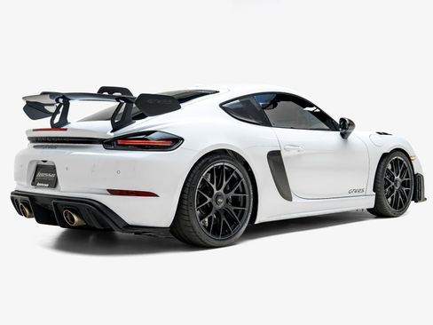 Used 2023 Porsche 718 Cayman GT4 RS RWD image 2