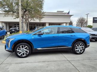 New 2026 Cadillac Optiq Luxury 1 video 2