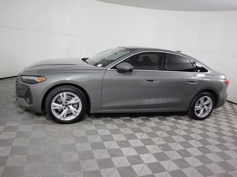 Used 2025 Audi A5 2.0T Premium w/ Premium Plus AWD/4WD image 9