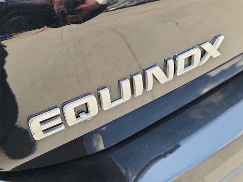 Used 2023 Chevrolet Equinox LS w/ LS Convenience Package FWD image 30
