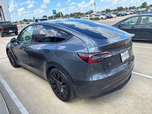 Used 2022 Tesla Model Y Performance AWD/4WD image 4