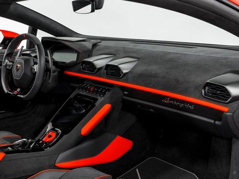 Used 2023 Lamborghini Huracan Tecnica RWD image 35