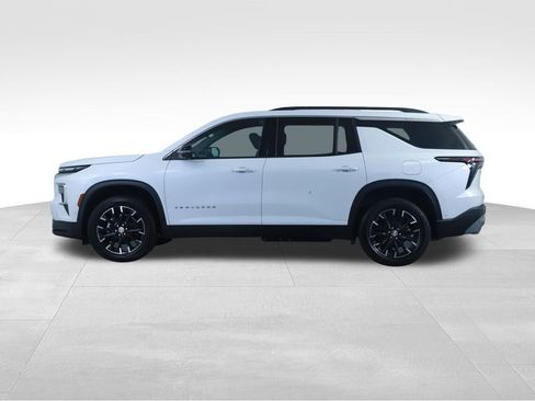 New 2026 Chevrolet Traverse LT w/ Enhanced Driving Package image 9