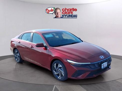 New 2026 Hyundai Elantra Limited FWD image 7