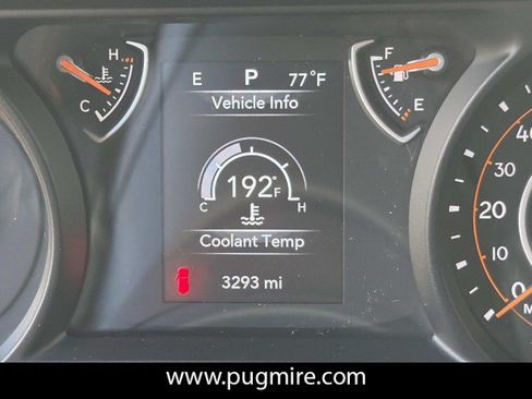 Used 2025 Jeep Wrangler Sport AWD/4WD image 25