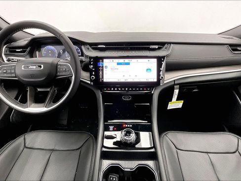 New 2026 Jeep Grand Cherokee Limited image 5