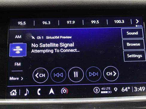 Certified 2022 Cadillac XT5 Premium Luxury w/ LPO, Floor Liner Package image 29