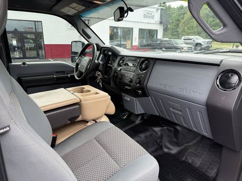 Used 2014 Ford F350 XL w/ Power Equipment Group AWD/4WD image 32