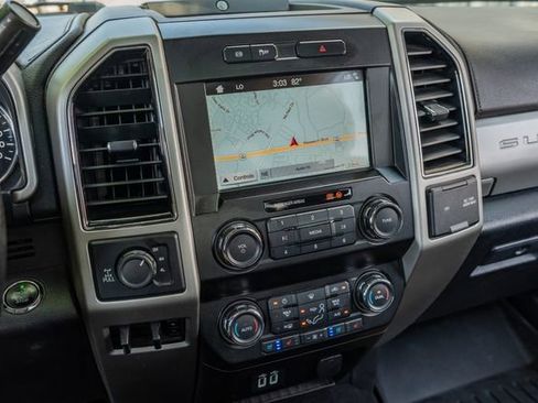 Used 2019 Ford F350 Lariat w/ Lariat Ultimate Package AWD/4WD image 26