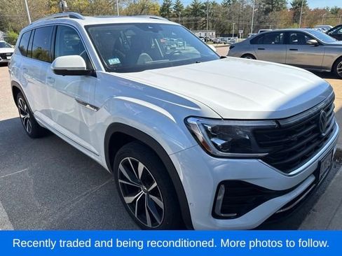 Used 2024 Volkswagen Atlas SEL Premium R-Line AWD/4WD image 1
