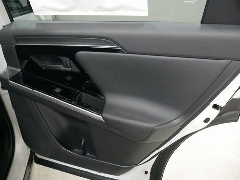 New 2024 Toyota bZ4X Limited image 24