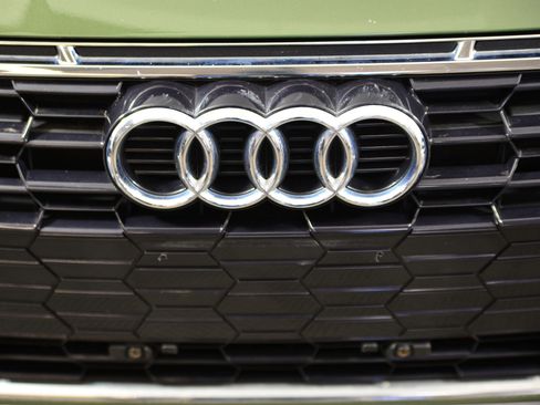 Certified 2022 Audi A5 2.0T Premium w/ Convenience Package image 16