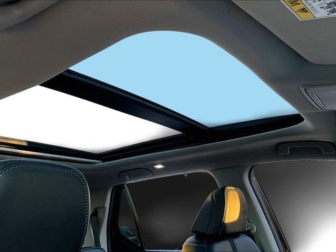 Used 2025 Honda Pilot Touring image 21