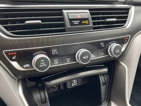 Used 2018 Honda Accord EX-L image 22