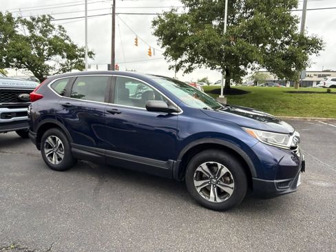 Used 2018 Honda CR-V LX image 17