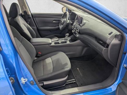 Used 2025 Nissan Sentra SV image 18