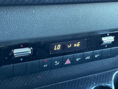 Used 2022 Mercedes-Benz Sprinter 2500 image 17