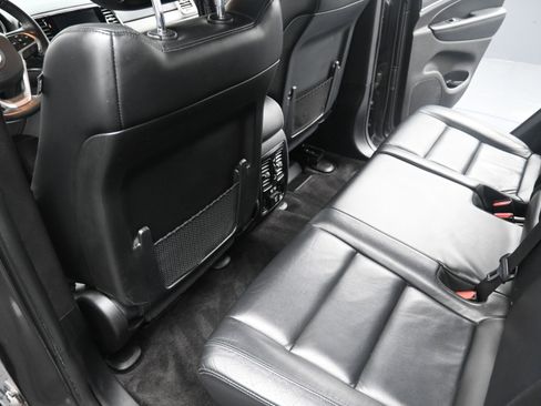 Used 2019 Jeep Grand Cherokee Limited AWD/4WD image 31