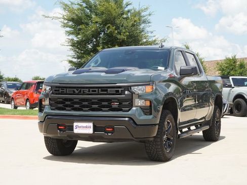 Used 2025 Chevrolet Silverado 1500 Custom Trail Boss AWD/4WD image 3