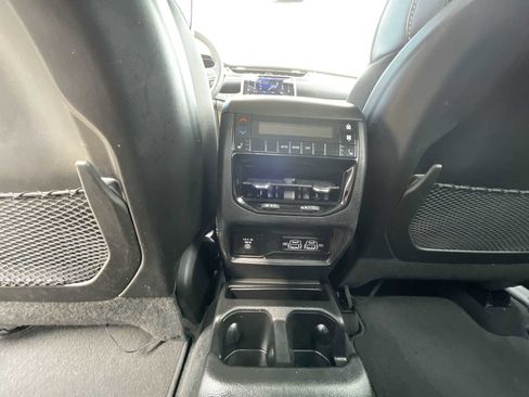 Used 2023 Jeep Grand Cherokee L Limited w/ Luxury Tech Group II image 20