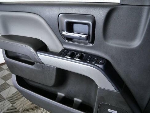 Used 2018 Chevrolet Silverado 1500 LT w/ All Star Edition AWD/4WD image 36