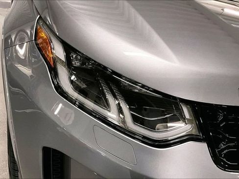 Certified 2025 Land Rover Discovery Sport S image 27