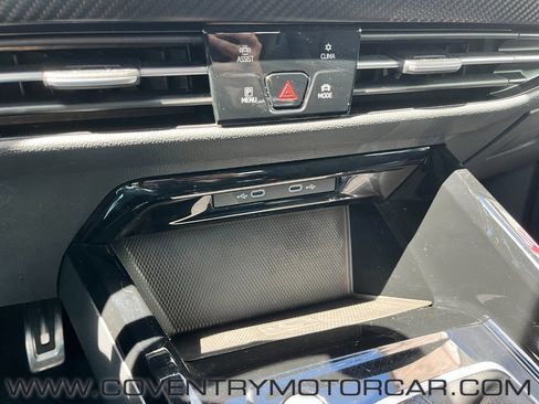 Used 2023 Volkswagen Golf 20th Anniversary Edition image 23