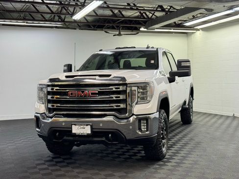 Used 2020 GMC Sierra 3500 SLE image 1