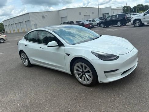Used 2022 Tesla Model 3 Long Range AWD/4WD image 8