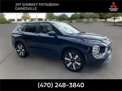 New 2025 Mitsubishi Outlander SE