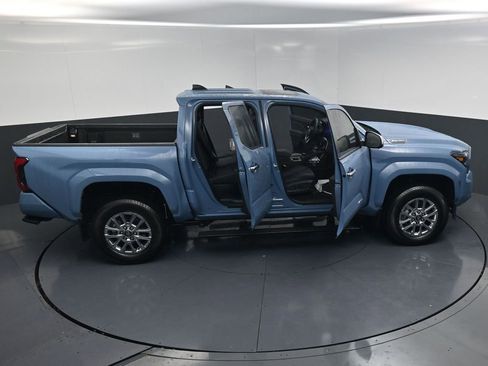 New 2026 Toyota Tacoma Limited AWD/4WD image 24