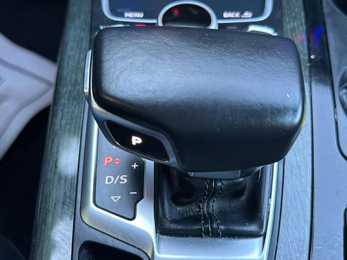 Used 2017 Audi Q7 3.0T Premium Plus AWD/4WD image 46