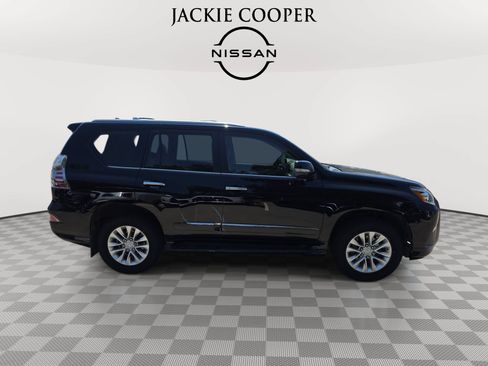 Used 2019 Lexus GX 460 Premium w/ Premium Package AWD/4WD image 4