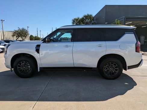 New 2026 Nissan Armada SV image 9