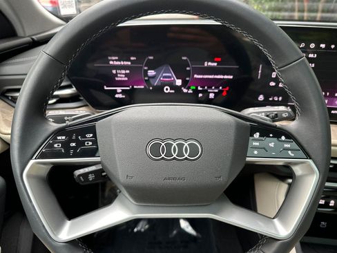 Used 2025 Audi Q5 Prestige AWD/4WD image 24