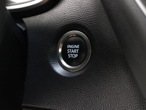 Used 2025 Toyota Corolla SE FWD image 17