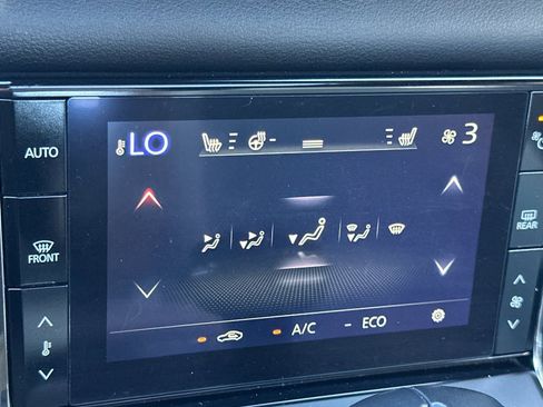 Used 2022 MAZDA MX-30 Electric w/ Premium Plus Pkg FWD image 19