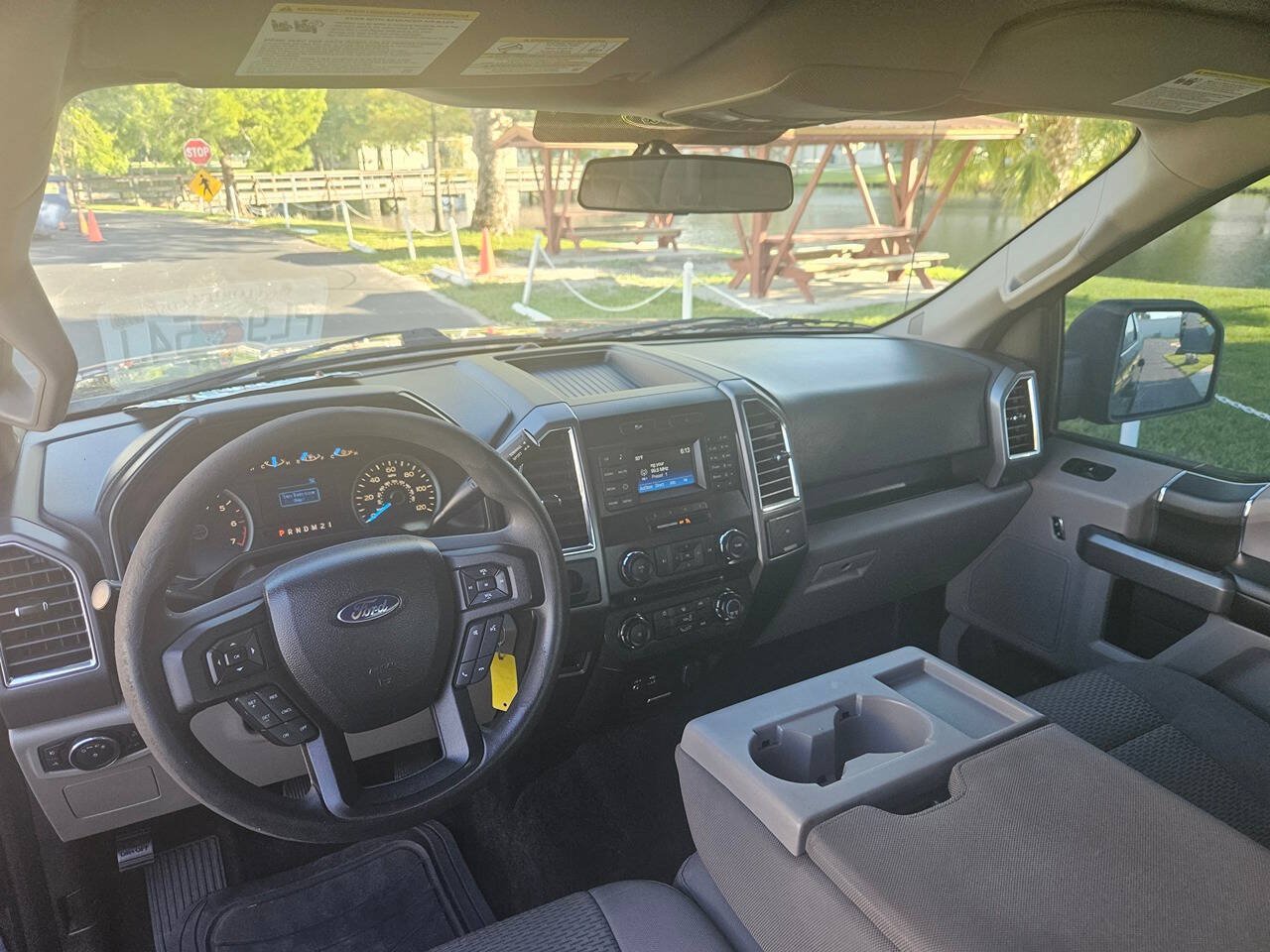 Used 2015 Ford F150 XLT RWD image 2